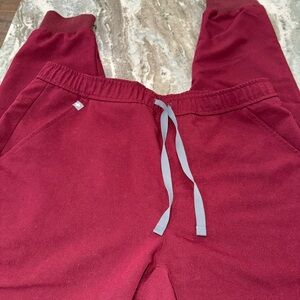 Large Maroon Figs scrub bottoms